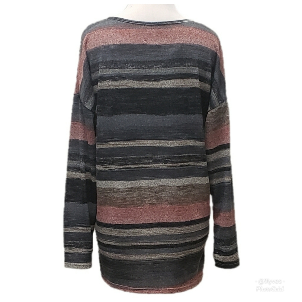 Sunday (Dress Barn) Sweater Size M - Picture 2 of 4
